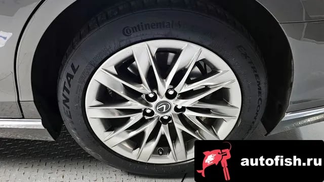 Lexus LS LS500 5th generation 2018 года - вид 5