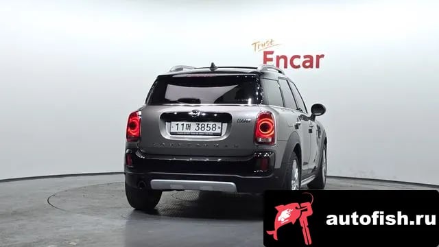 Mini Countryman Cooper Country Man 2018 года - вид 4