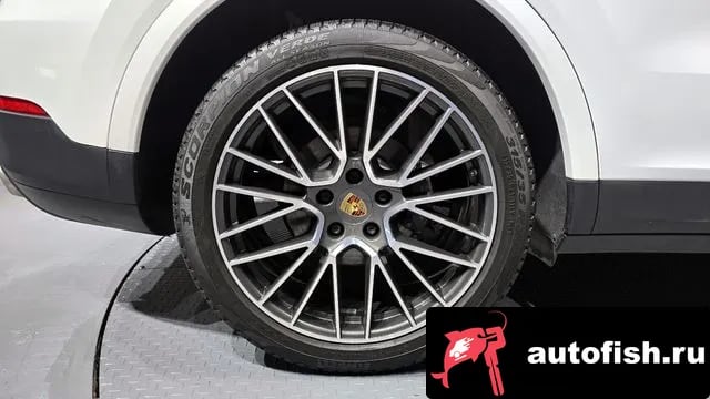 Porsche Cayenne Cayenne (PO536) 2019 года - вид 5