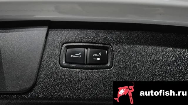 Porsche Cayenne Cayenne (PO536) 2019 года - похожие автомобили