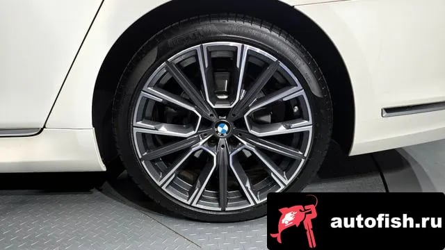 BMW 7-Series 7 Series (G11) 2021 года - вид 5