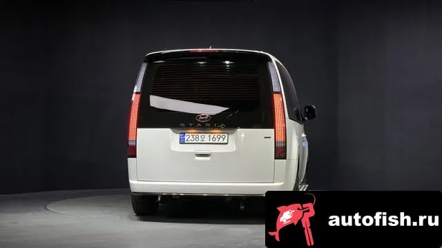 Hyundai Staria Staria 2023 года - вид 4