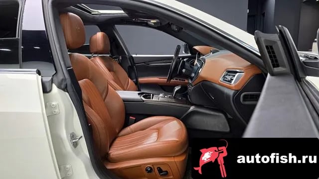 Maserati Ghibli Gibley 2019 года - похожие автомобили