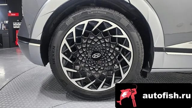 Hyundai Ioniq5 Ionic 5 2022 года - похожие автомобили