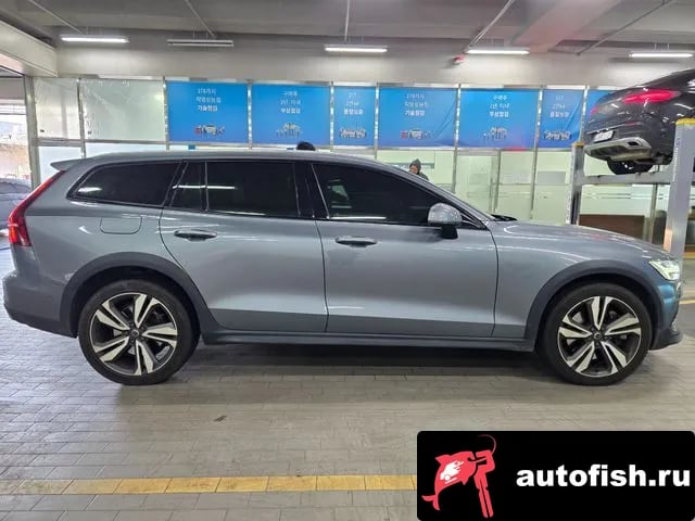 Volvo V60 V60 Cross-country 2nd Generation 2021 года - вид 4
