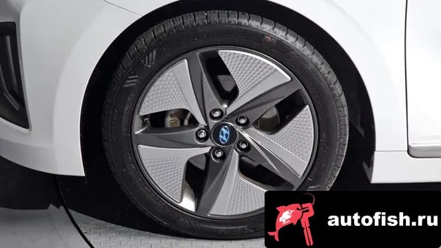 Hyundai Ioniq The New Ionic Hybrid 2020 года - вид 5