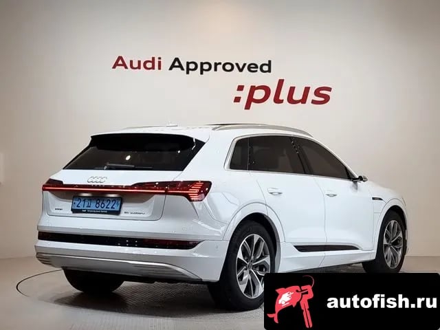 Audi e-tron e-Tron 2023 года - вид 2