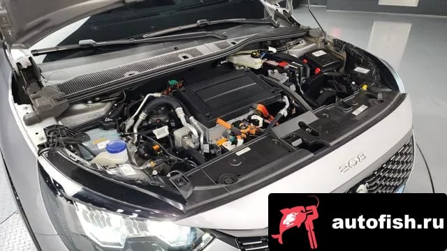 Peugeot 208 e-208 second Generation 2022 года - вид 6