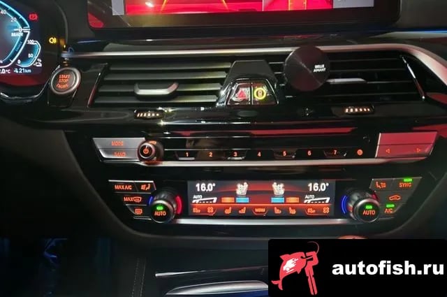 BMW 5-Series 5 Series (G30) 2023 года - вид 5