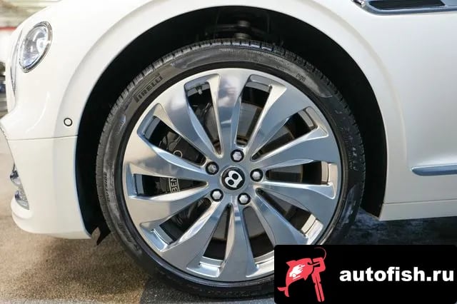 Bentley Flying Spur Flying Spur 3rd Generation 2022 года - вид 5