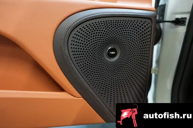 Bentley Flying Spur Flying Spur 3rd Generation 2022 года - похожие автомобили