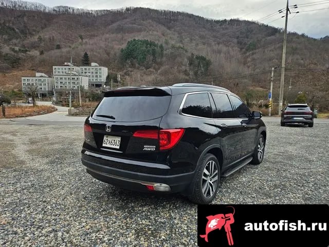 Honda Pilot Pilot 3rd generation 2018 года - вид 2
