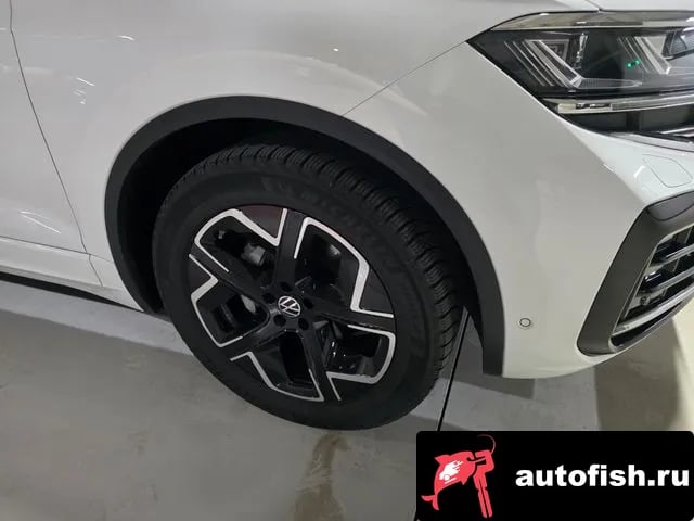 Volkswagen Touareg Tuareg 3rd generation 2025 года - вид 4