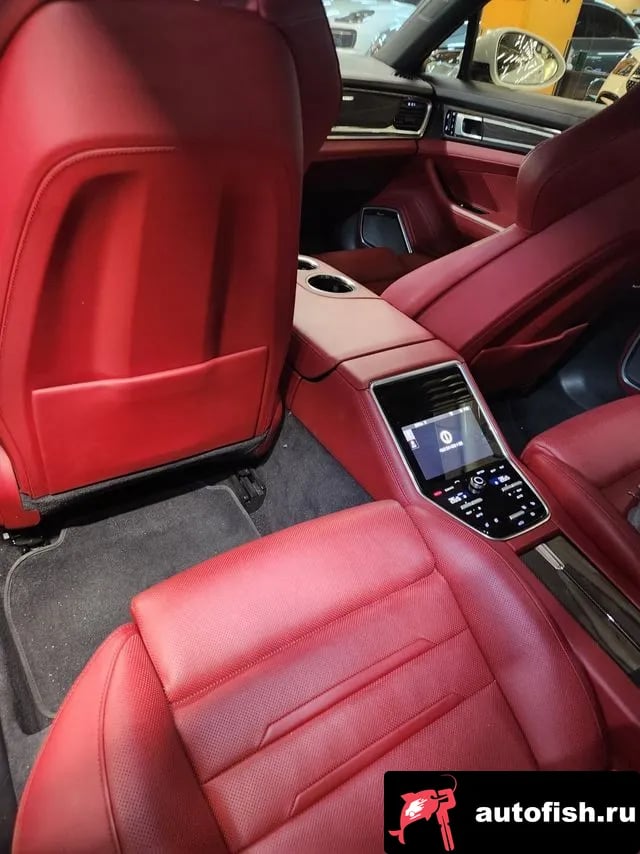 Porsche Panamera Panamera (971) 2020 года - похожие автомобили