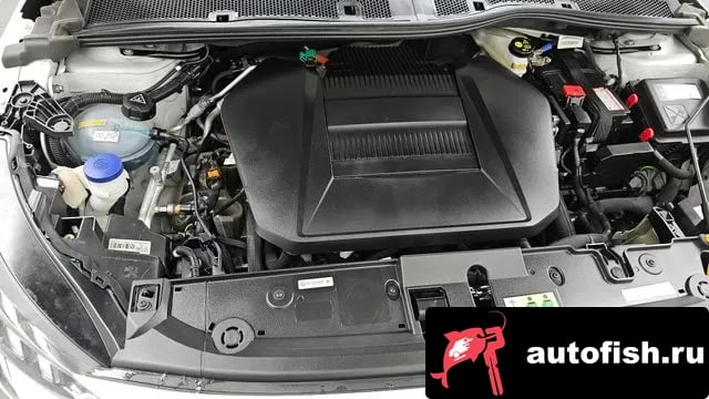 Peugeot 208 e-208 second Generation 2022 года - вид 6