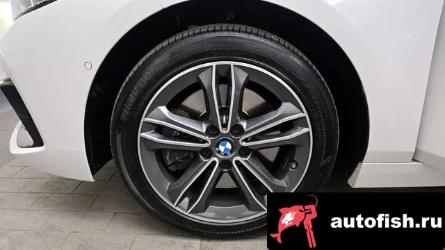 BMW 1-Series 1 Series (F40) 2022 года - вид 5