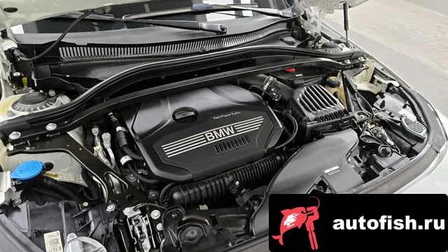 BMW 1-Series 1 Series (F40) 2022 года - вид 6