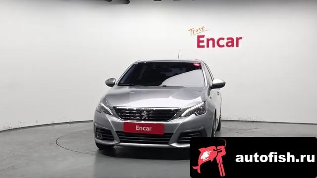 Peugeot 308 308 second generation 2018 года - вид 3