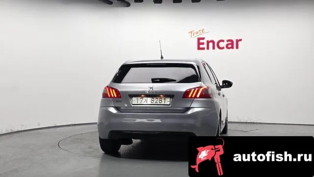Peugeot 308 308 second generation 2018 года - вид 4