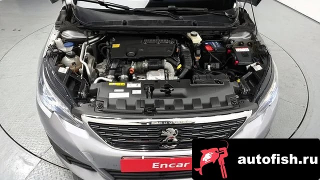 Peugeot 308 308 second generation 2018 года - вид 6