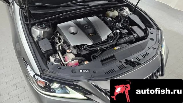 Lexus ES ES300h 7th generation 2020 года - вид 6