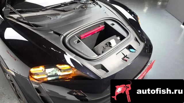 Porsche Taycan Taikan 2022 года - вид 6