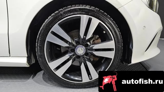 Mercedes-Benz A-Class A-Class W176 2018 года - вид 5