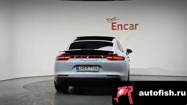 Porsche Panamera Panamera (971) 2018 года - вид 3