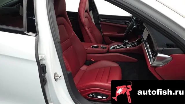 Porsche Panamera Panamera (971) 2018 года - похожие автомобили