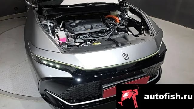 Toyota Crown Crown Crossover 2023 года - вид 6