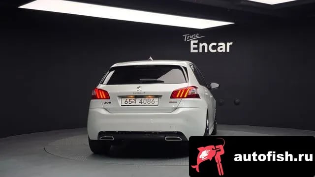 Peugeot 308 308 second generation 2018 года - вид 4