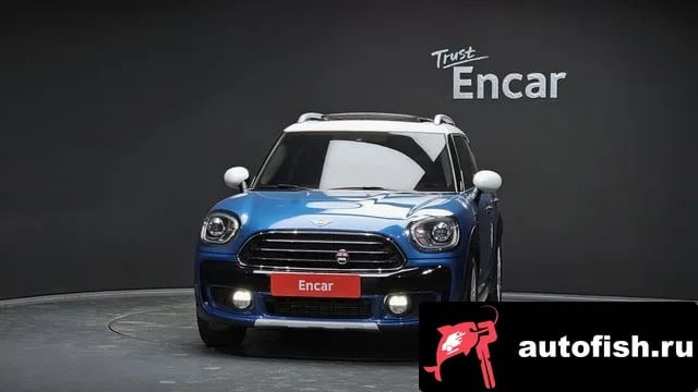 Mini Countryman Cooper D Country Man 2018 года - вид 3