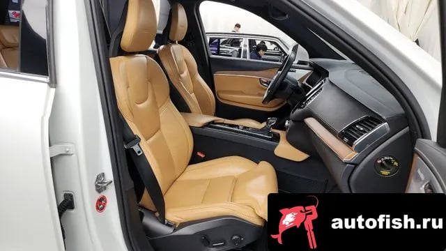 Volvo XC90 XC90 second Generation 2020 года - похожие автомобили