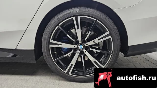 BMW 5-Series 5 Series (G60) 2025 года - вид 5