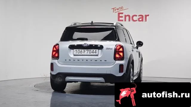 Mini Countryman Cooper Country Man 2020 года - вид 4