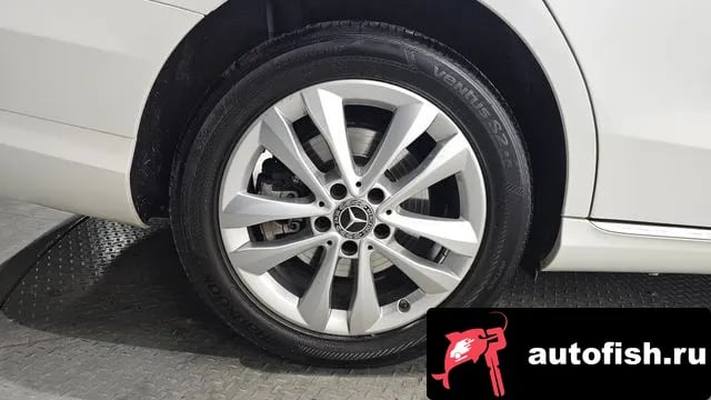 Mercedes-Benz C-Class C-Class W205 2020 года - вид 5