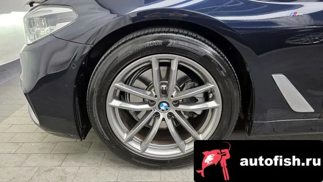 BMW 5-Series 5 Series (G30) 2019 года - вид 5