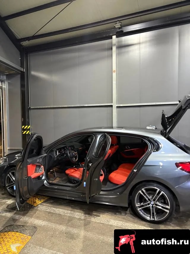 BMW 1-Series 1 Series (F40) 2021 года - вид 3