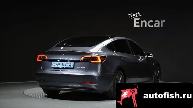 Tesla Model 3 Model 3 2020 года - вид 2