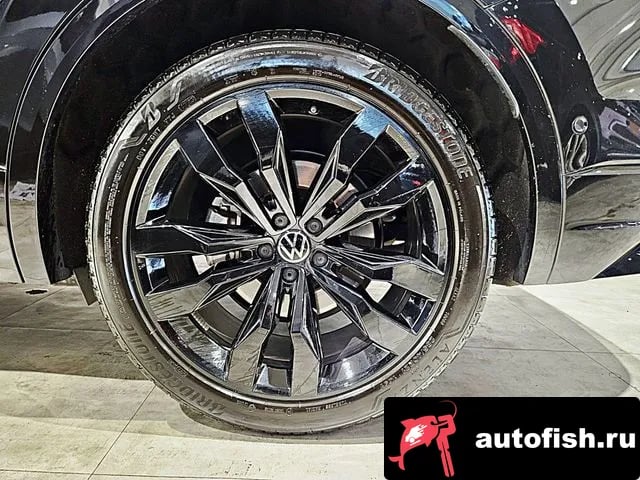 Volkswagen Touareg Tuareg 3rd generation 2023 года - вид 5