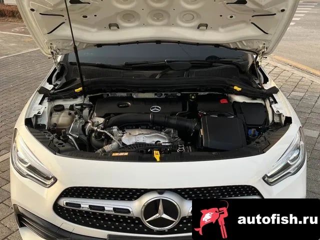 Mercedes-Benz GLA-Class GLA - Class H247 2020 года - вид 6