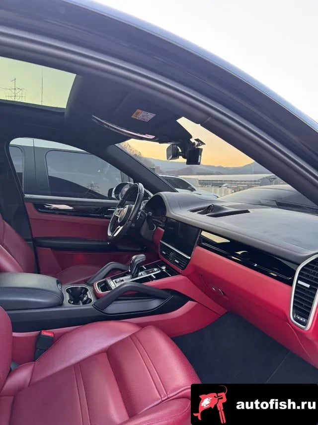 Porsche Cayenne Cayenne (PO536) 2020 года - вид 3