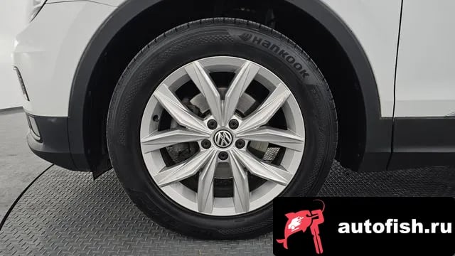 Volkswagen Tiguan Tiguan second Generation 2018 года - вид 5