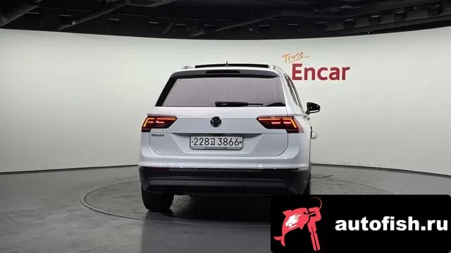 Volkswagen Tiguan Tiguan second Generation 2019 года - вид 4