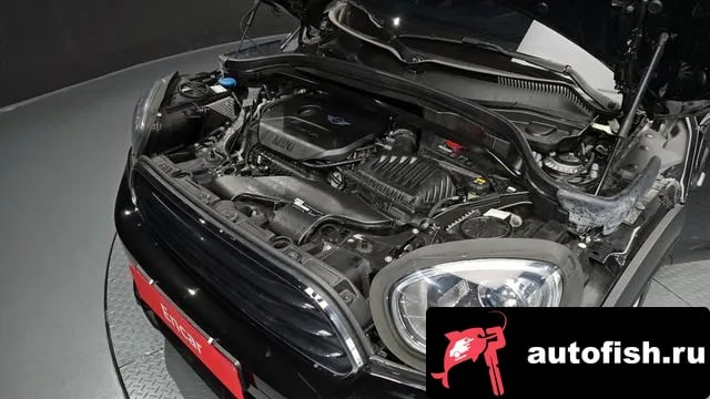 Mini Countryman Cooper Country Man 2019 года - вид 6