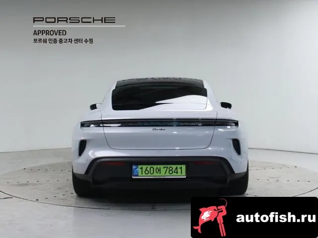 Porsche Taycan Taikan 2025 года - вид 4