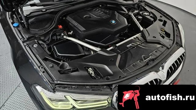 BMW 5-Series 5 Series (G30) 2023 года - вид 6