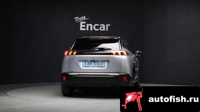 Peugeot 2008 e-2008 second generation 2021 года - вид 4