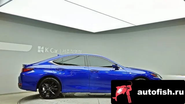 Lexus ES ES300h 7th generation 2024 года - вид 4