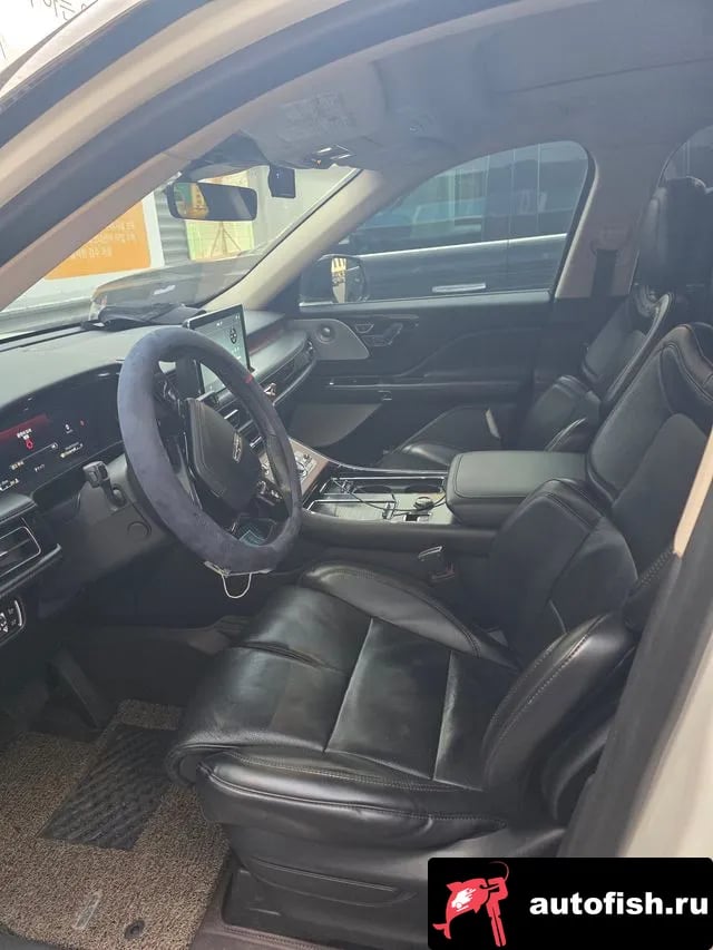 Lincoln Aviator Aviator 2nd generation 2021 года - похожие автомобили